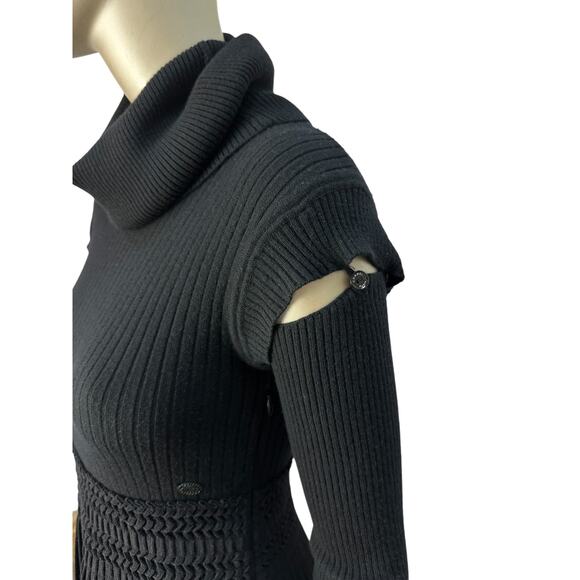 Chanel Shoulder Cut-Outs Dress Sz.40 - Picture 5 of 7